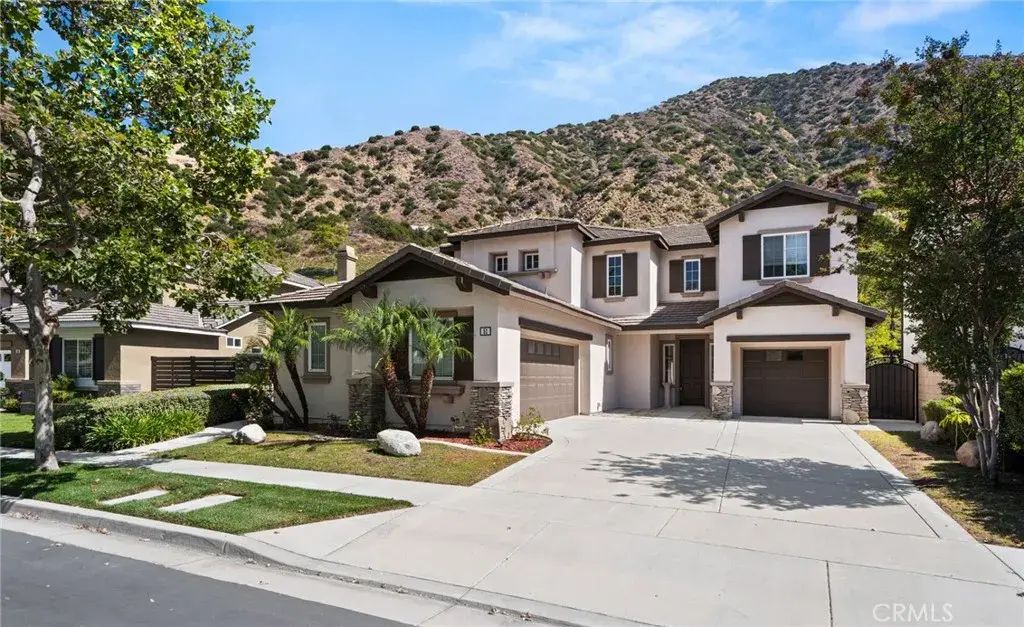 51 Mountain Laurel, Azusa