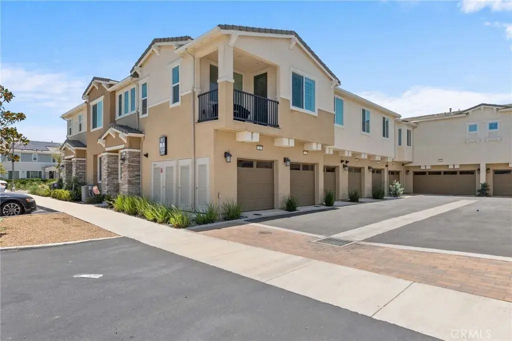 16571 Wyndham 9, Fontana