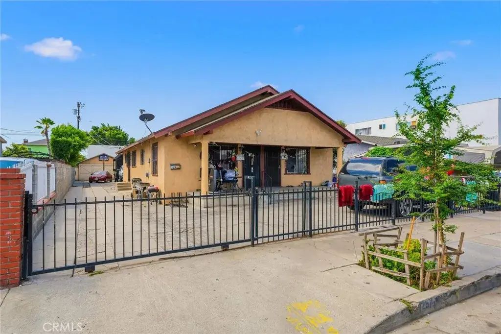 724 E 50th, Los Angeles