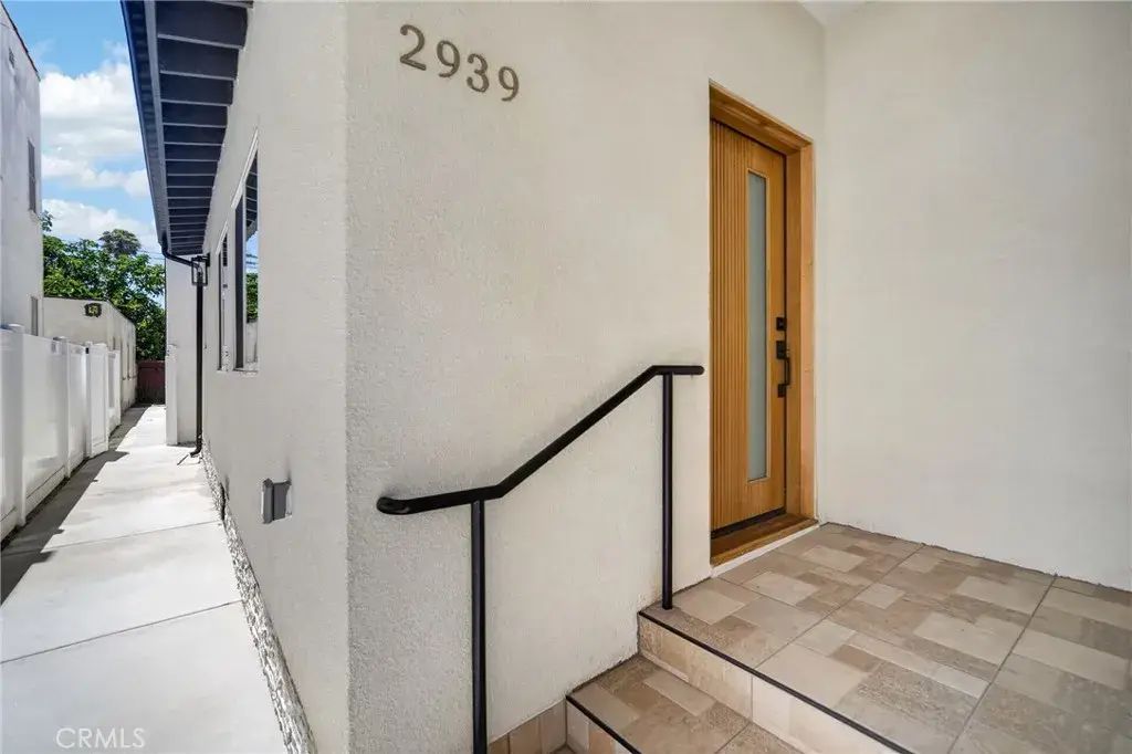 2939 10th Avenue, Los Angeles