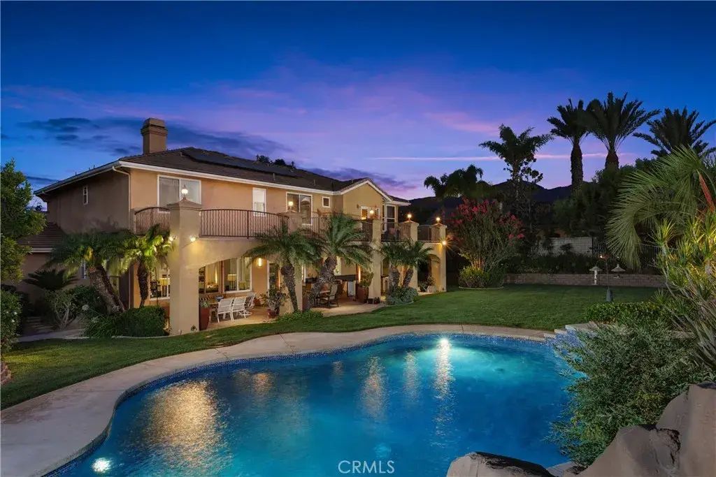 3590 Garretson, Corona