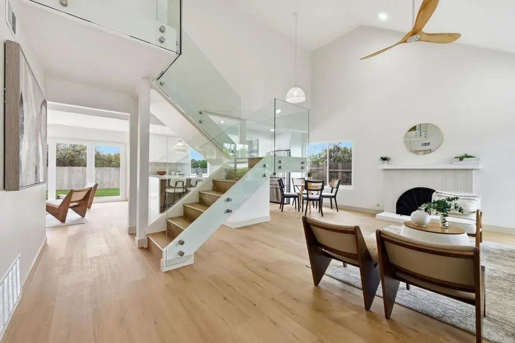 1744 Village Run North, Encinitas