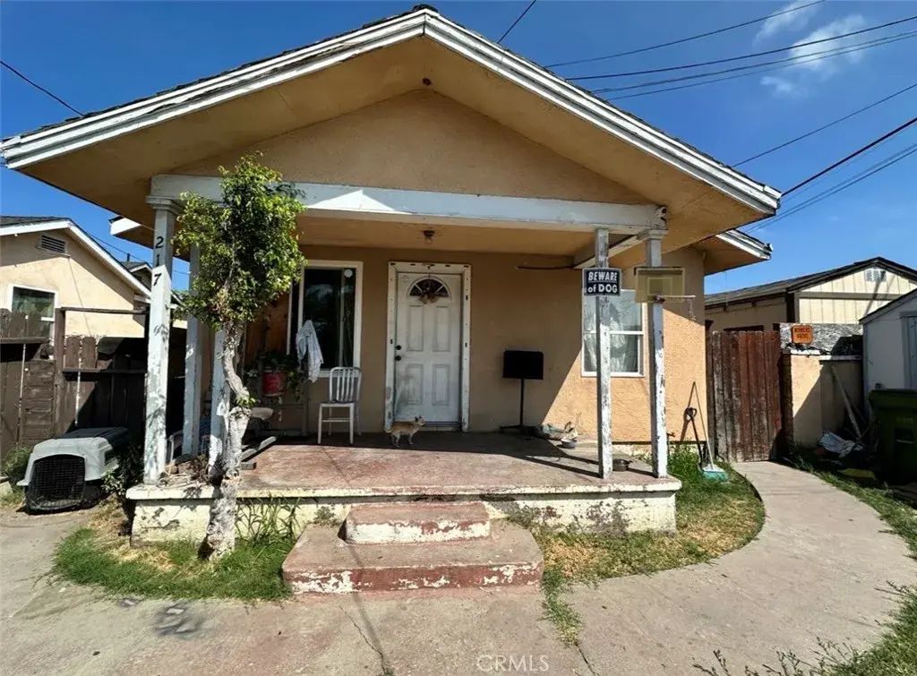 217 W Douglas, Compton