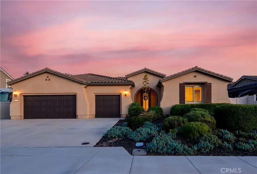 37698 Golden Eagle, Murrieta