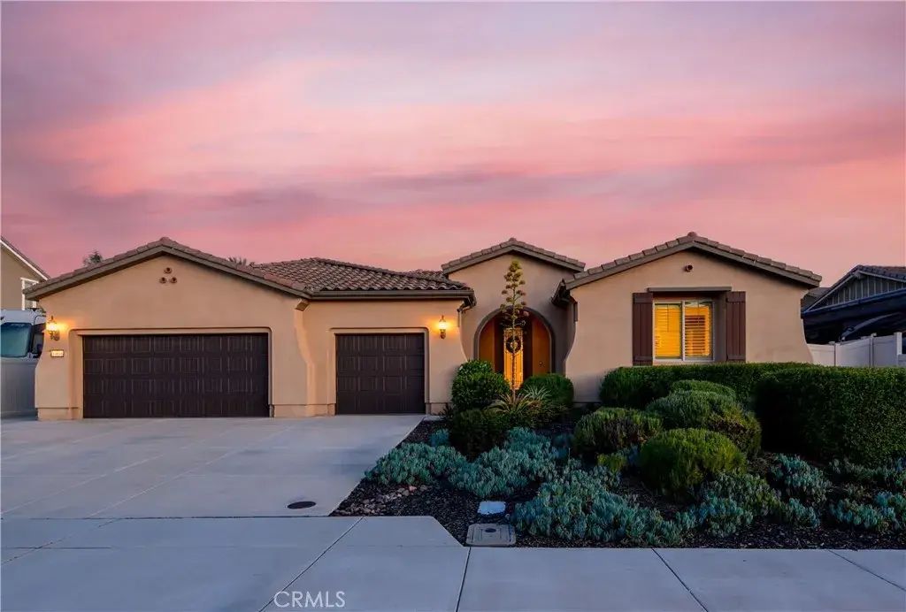 37698 Golden Eagle, Murrieta