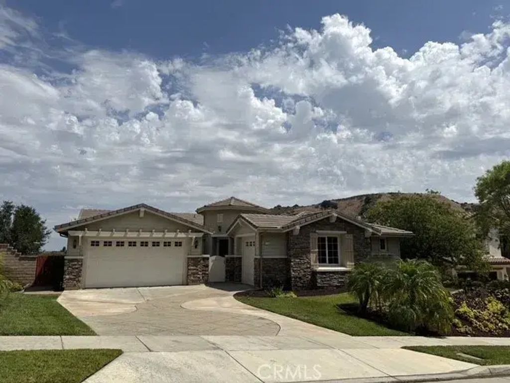 3753 Elderberry Circle, Corona