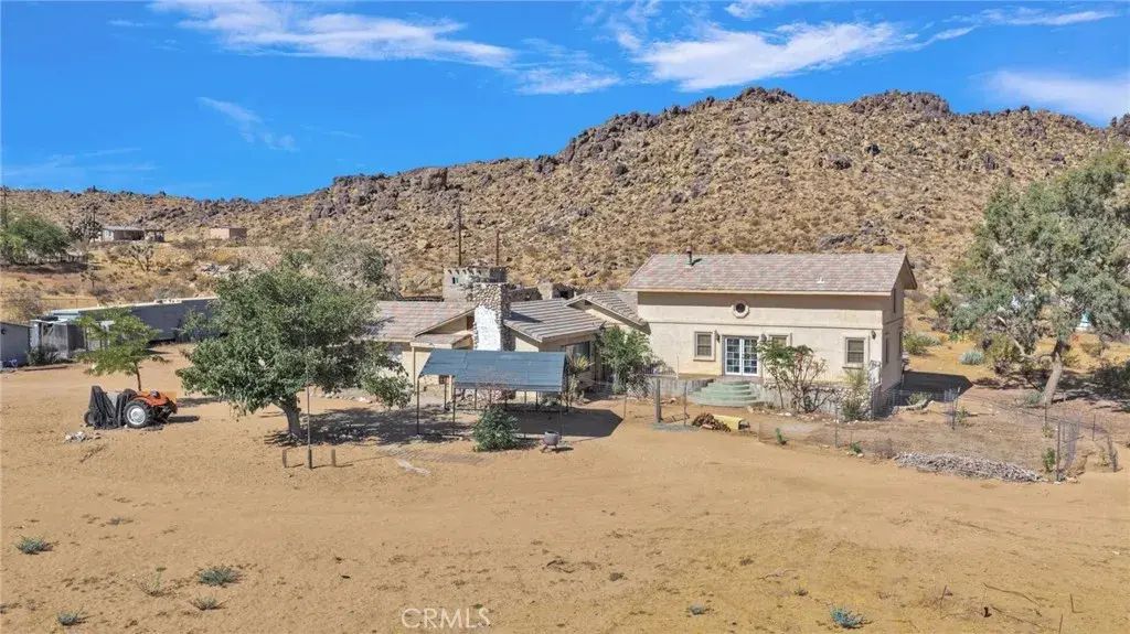 24716 Mcroberts, Apple Valley