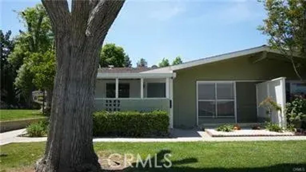 19110 Avenue Of The Oaks D, Newhall