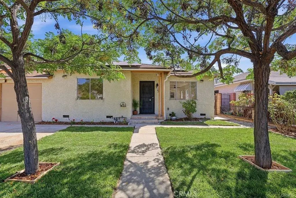 10332 Cayuga Avenue, Pacoima