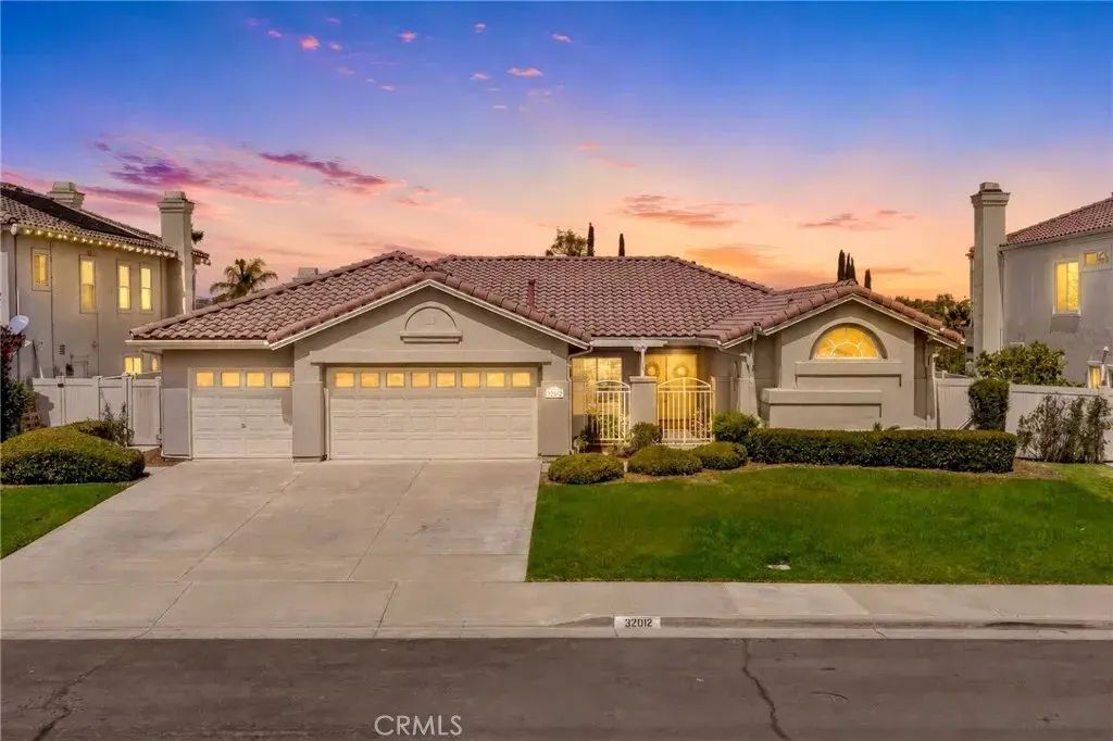 32012 Paseo Parallon, Temecula