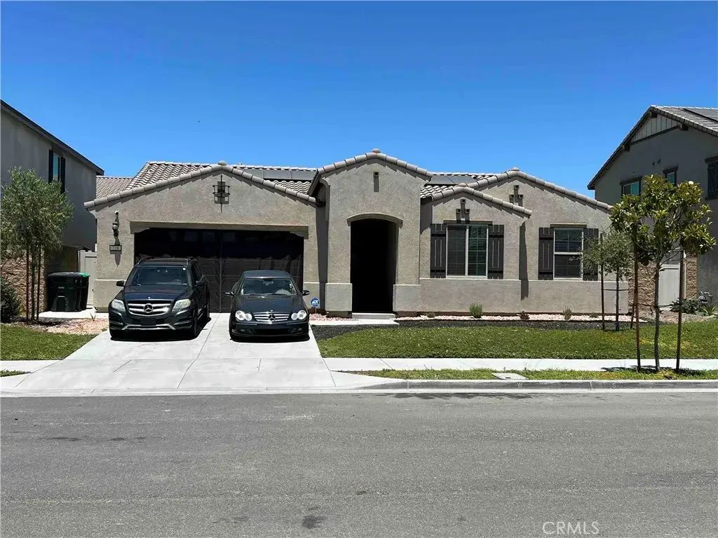 728 Royal County Court, Perris