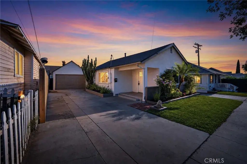 12522 Broadway, Whittier