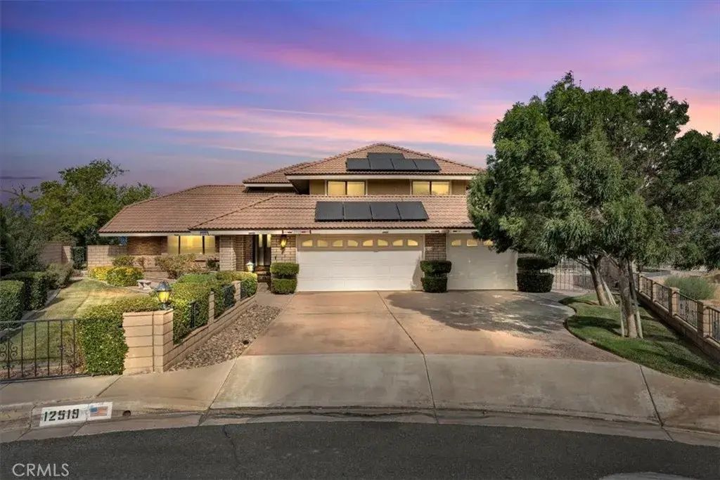12519 Elmcroft, Victorville
