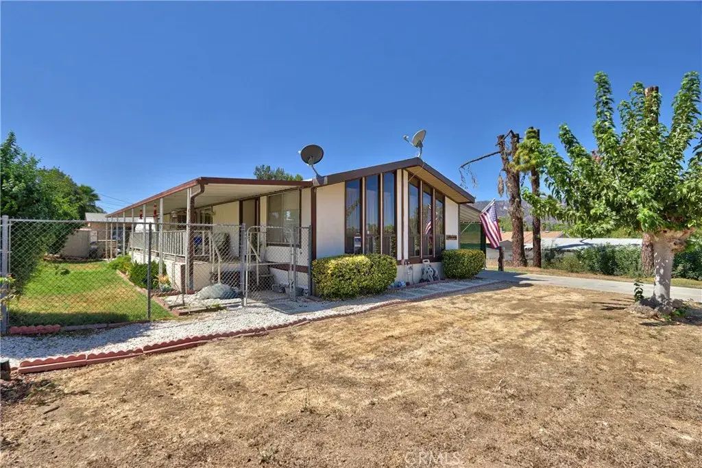 21869 Raynor, Wildomar