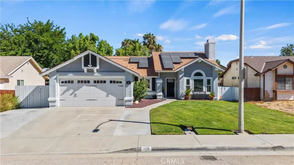 2111 W Avenue K9, Lancaster