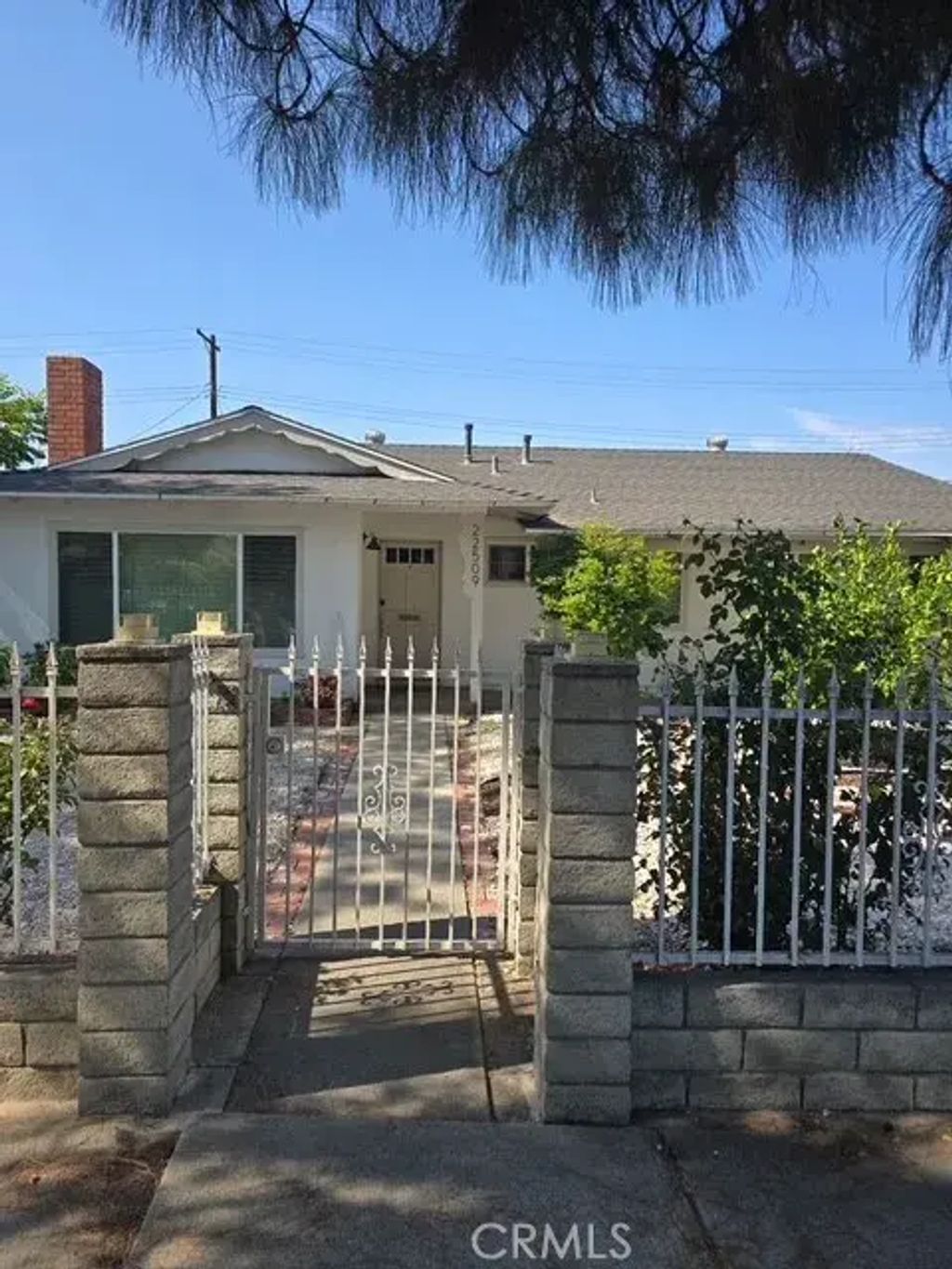 22509 Saticoy St., West Hills