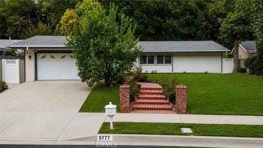 5777 Valerie Avenue, Woodland Hills