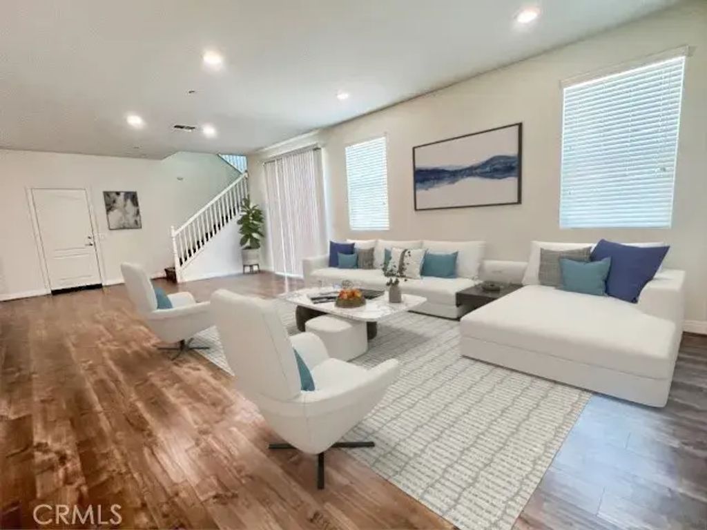 6105 Rosewood Way, Eastvale