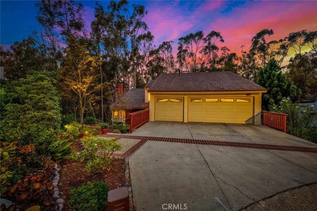 22431 Forest Hill, Lake Forest