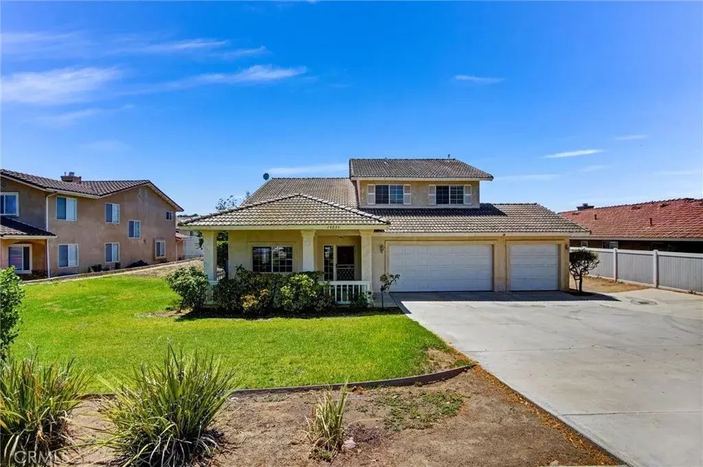 14035 Moonridge, Riverside