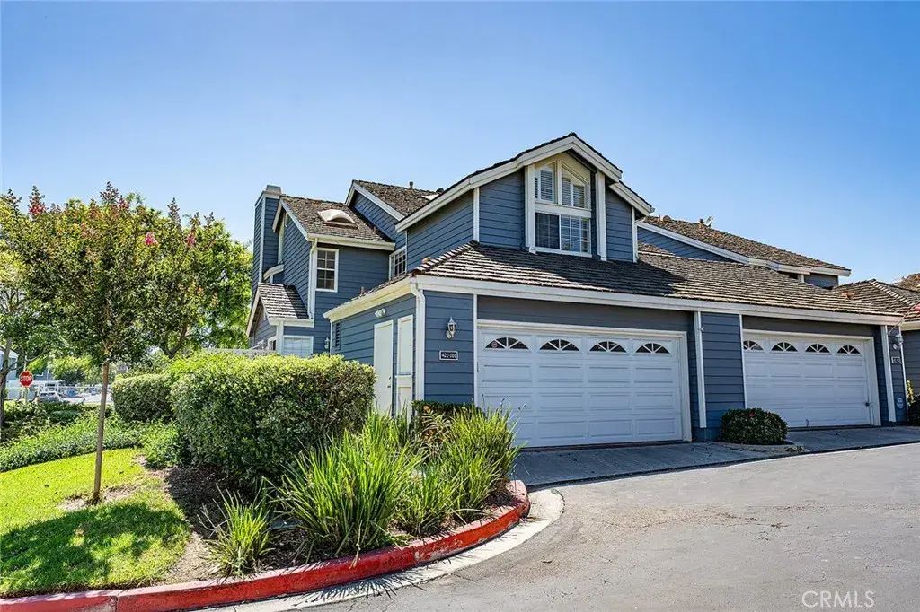 421 Burlington Court 101, Long Beach