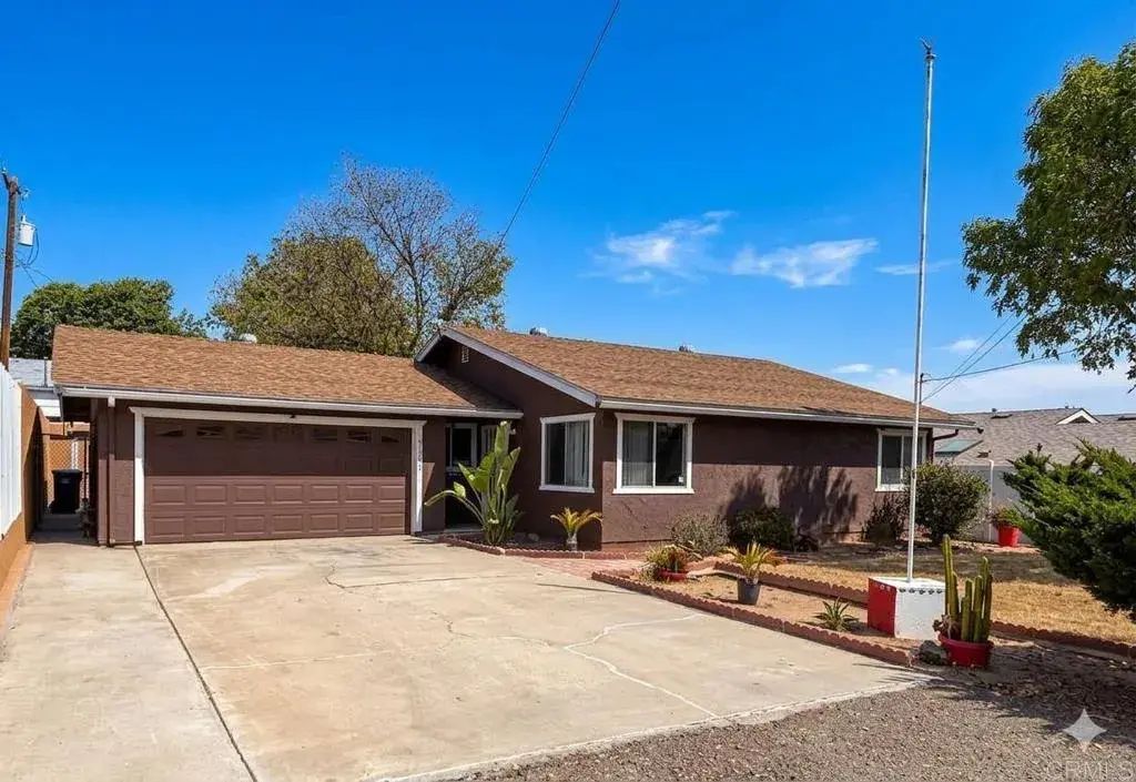 10132 Conejo Lane, Santee