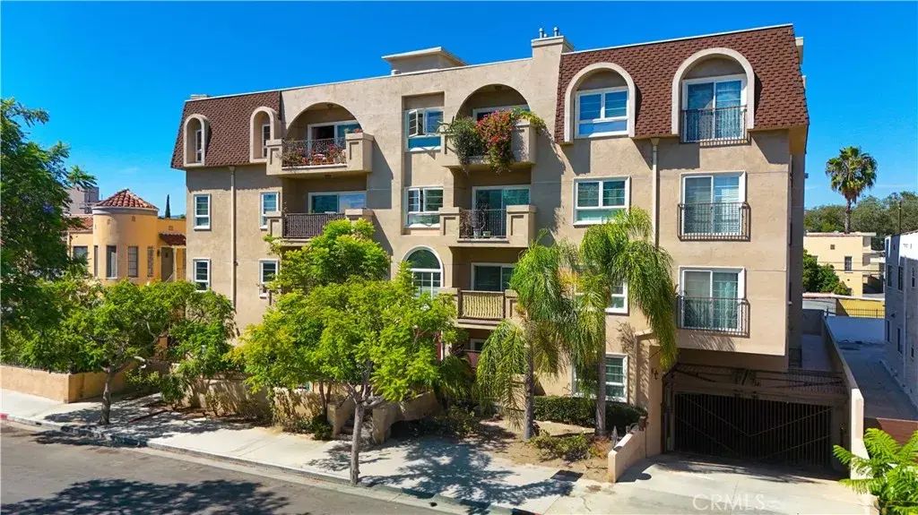 8555 Cashio St Apt 101, Los Angeles, Ca 90035, Los Angeles