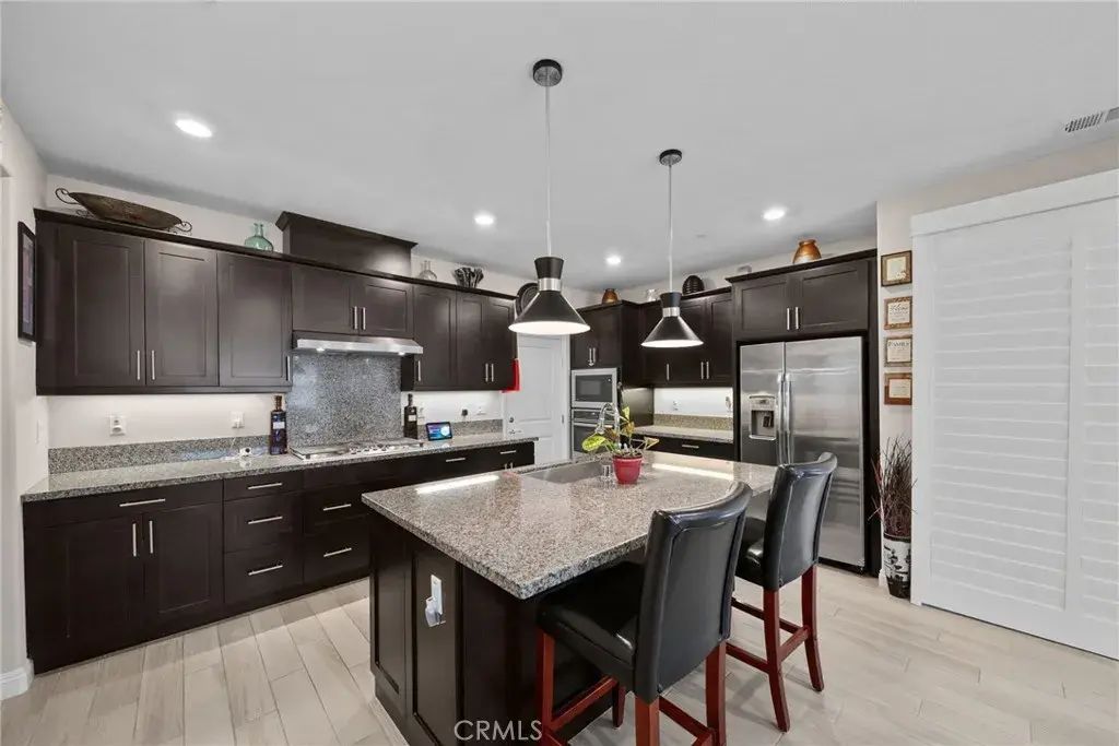 27105 Yearling, Saugus