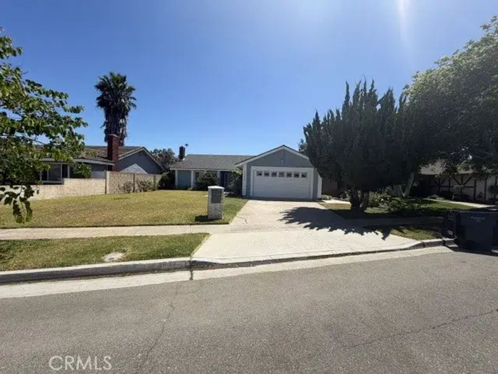 9808 Sturgeon, Fountain Valley