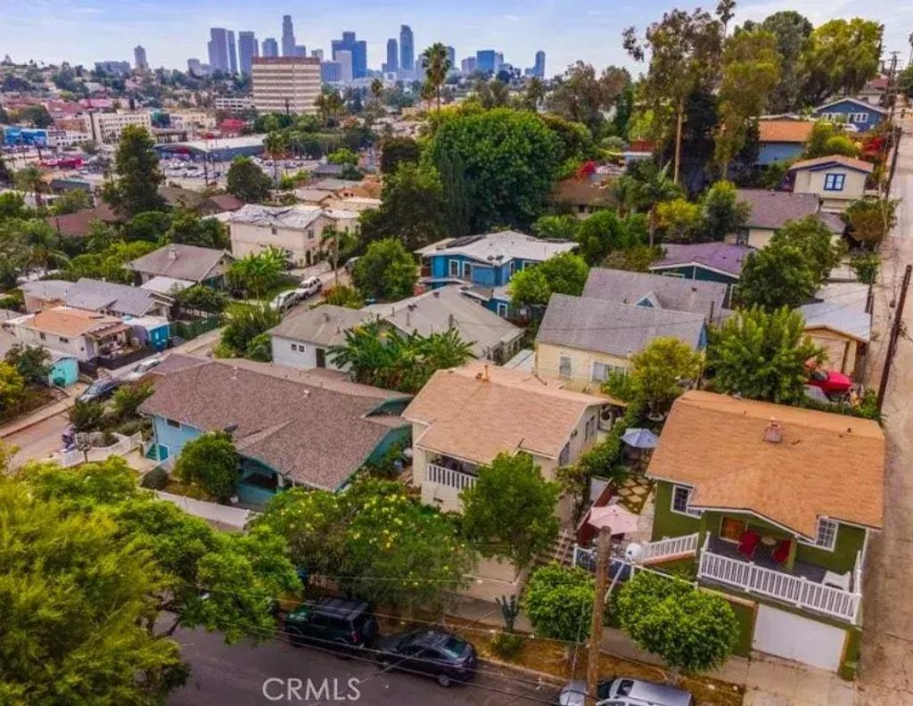 2210 Scott, Los Angeles