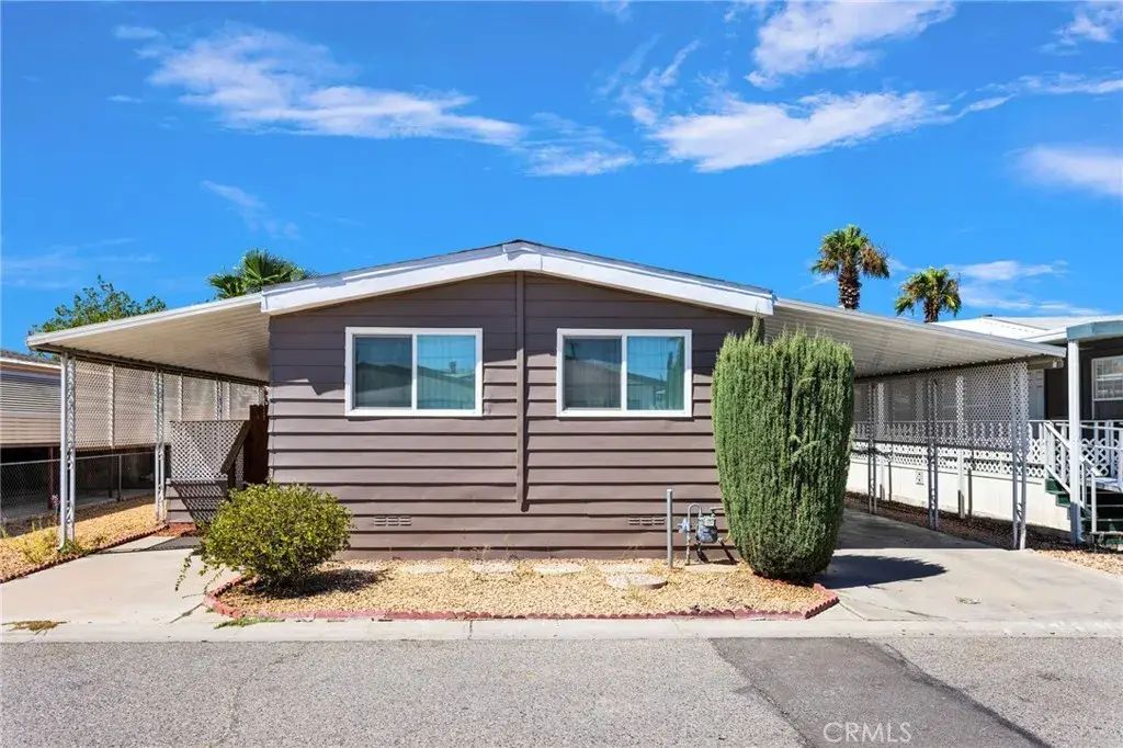 15252 Seneca 214, Victorville
