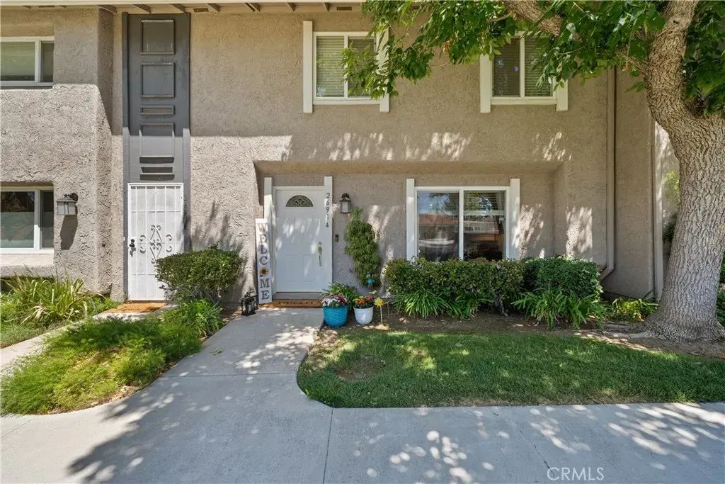26914 Via Terraza, Saugus