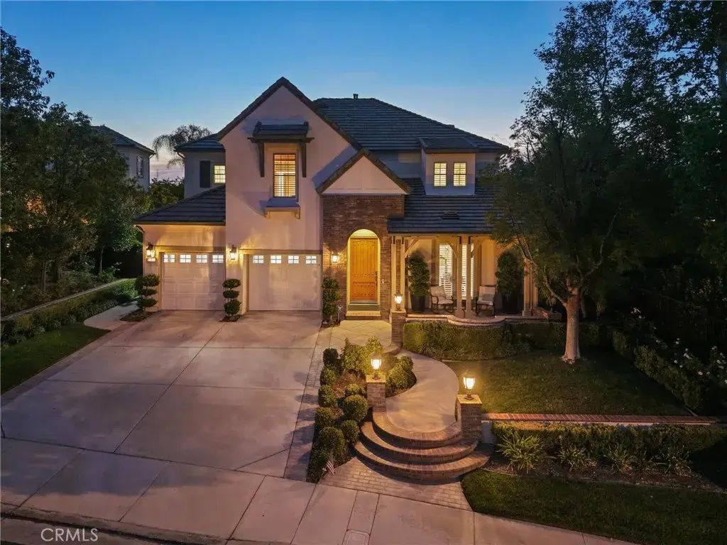 26855 Pine Cliff Place, Valencia