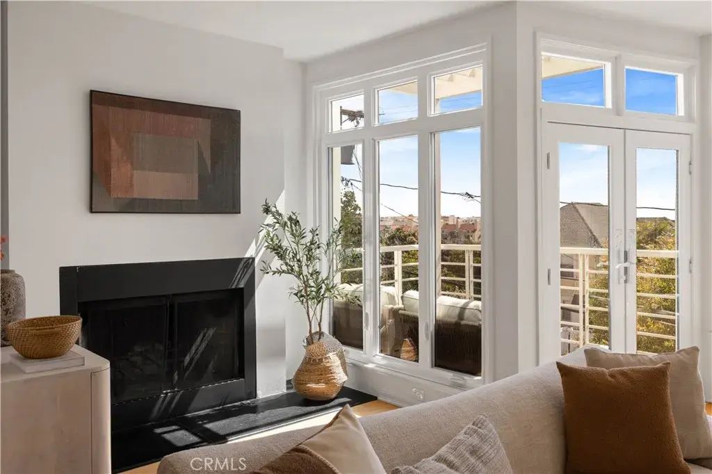 3019 3rd Street 202, Santa Monica