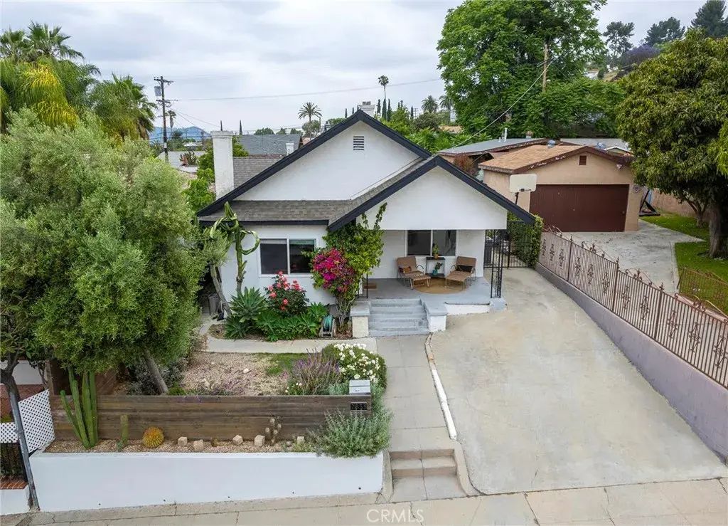 2833 Elm, Los Angeles