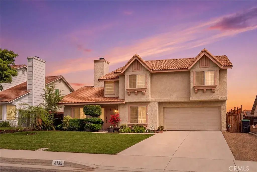 3135 Dearborn Avenue, Palmdale