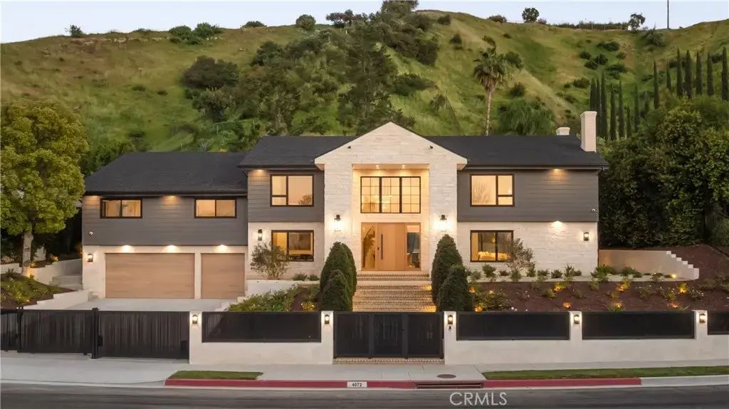 4072 Alonzo Avenue, Encino