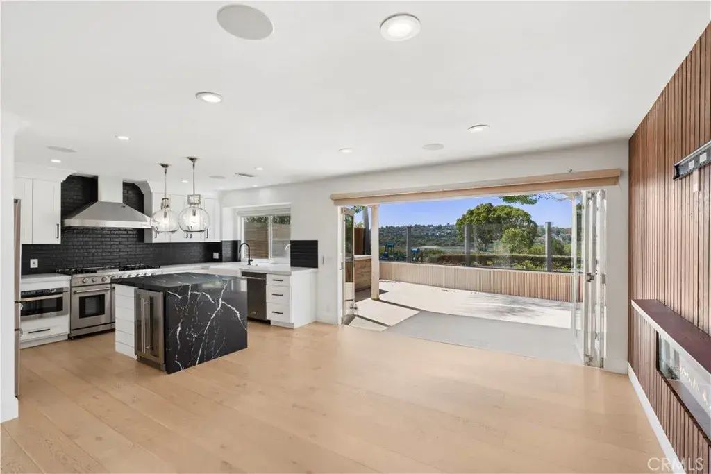 70 Cormorant Circle, Newport Beach