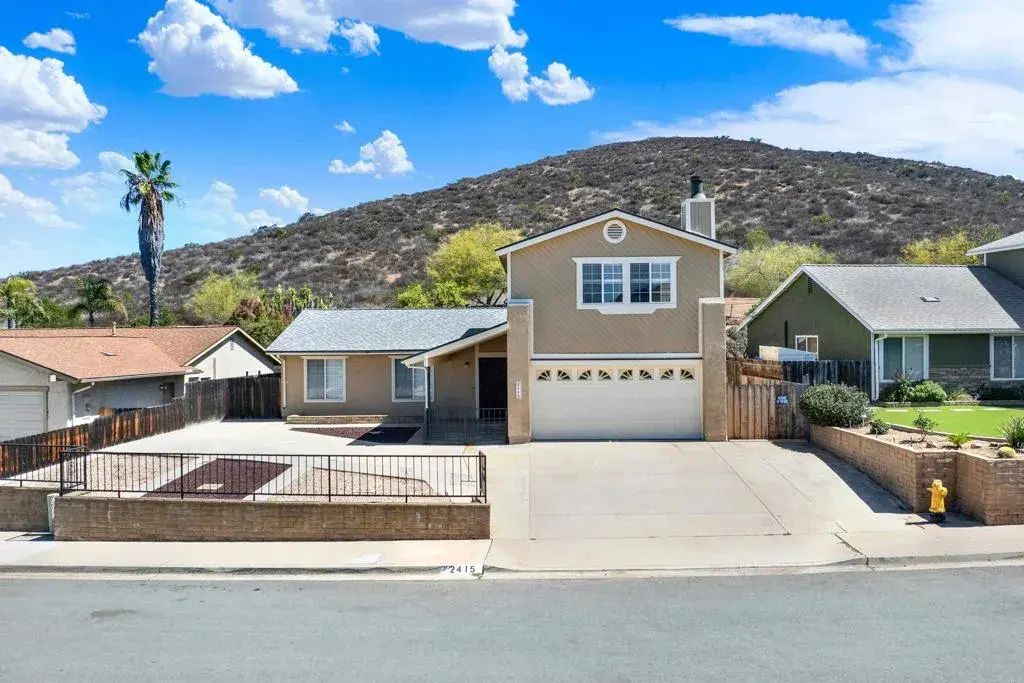 2415 Trace, Spring Valley