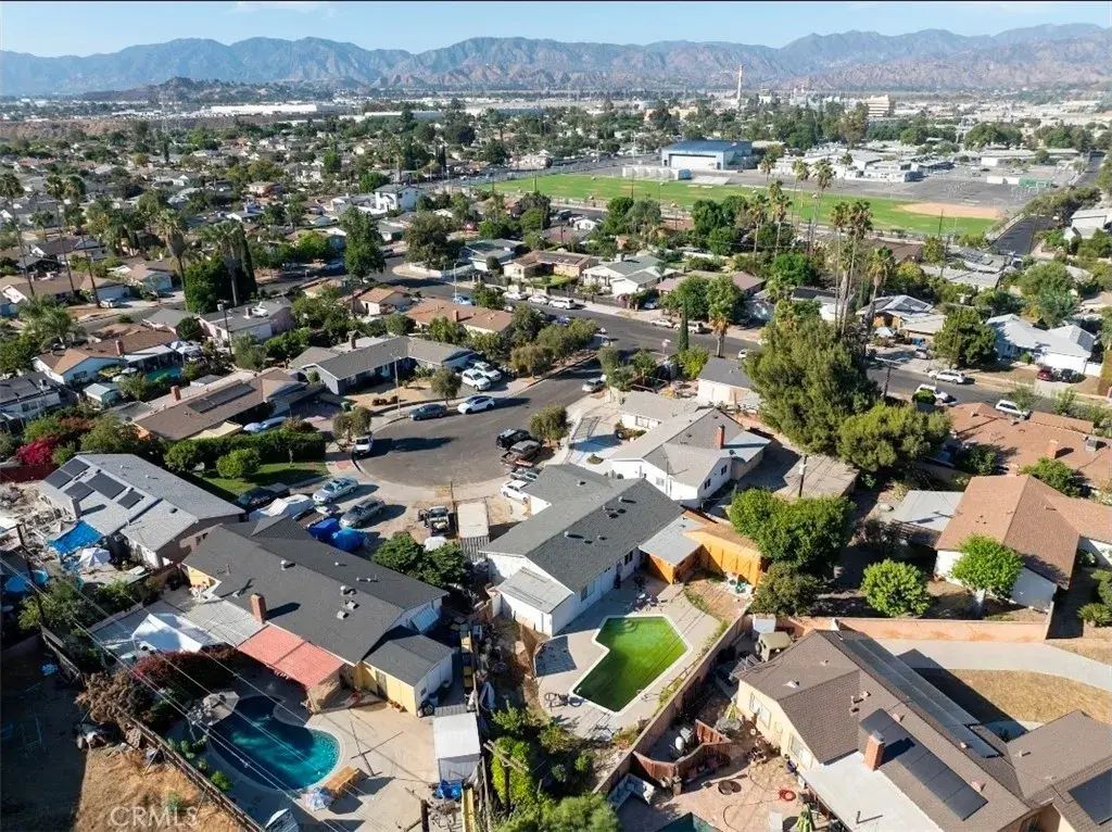 12256 Allegheny Street, Sun Valley