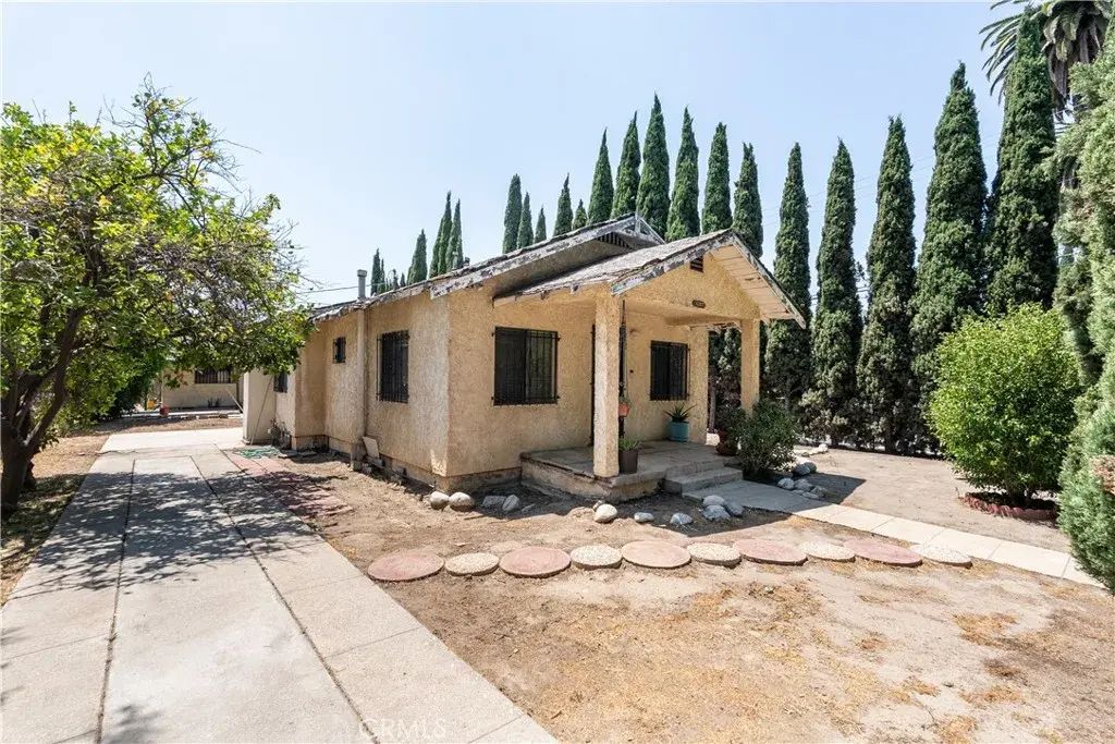 4102 Sequoia Street, Los Angeles