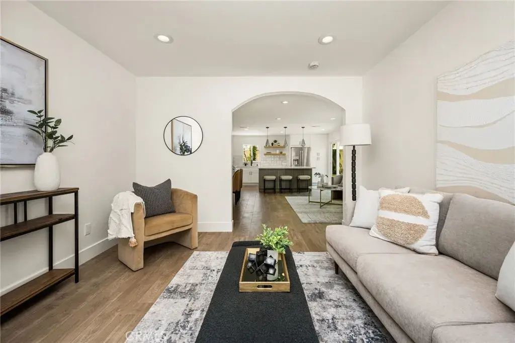 20031 Shorewood Circle, Huntington Beach