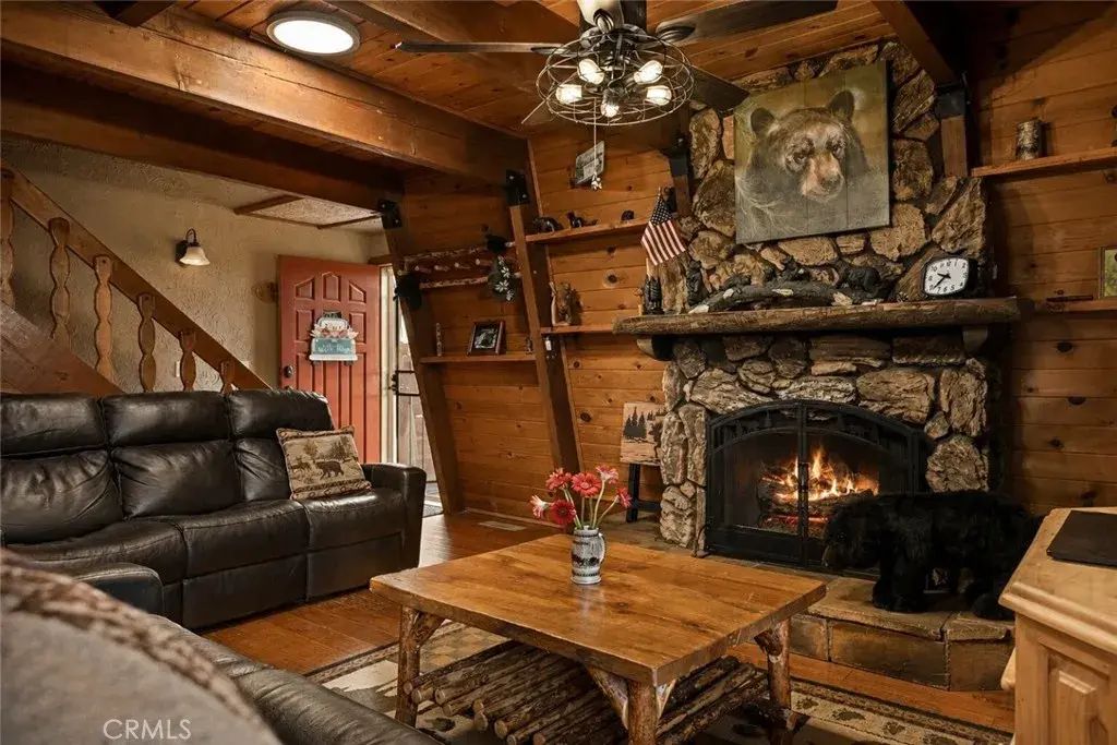 24244 Altdorf, Crestline
