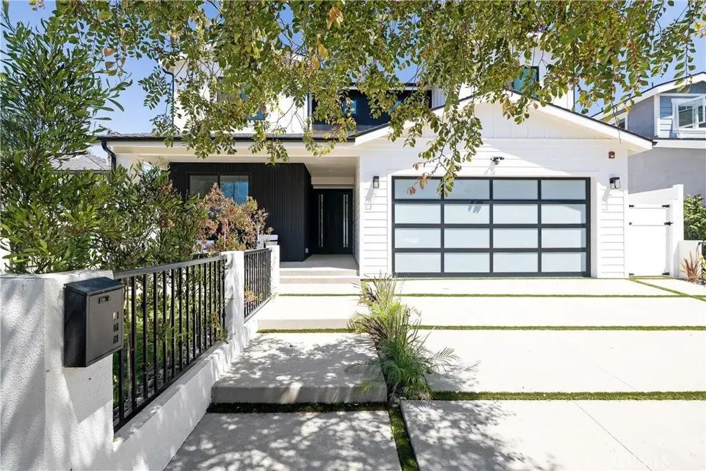 1110 Kornblum, Torrance