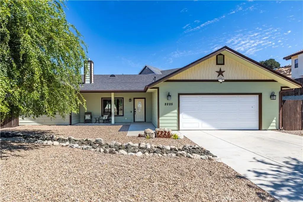 2225 Holly Drive, Paso Robles
