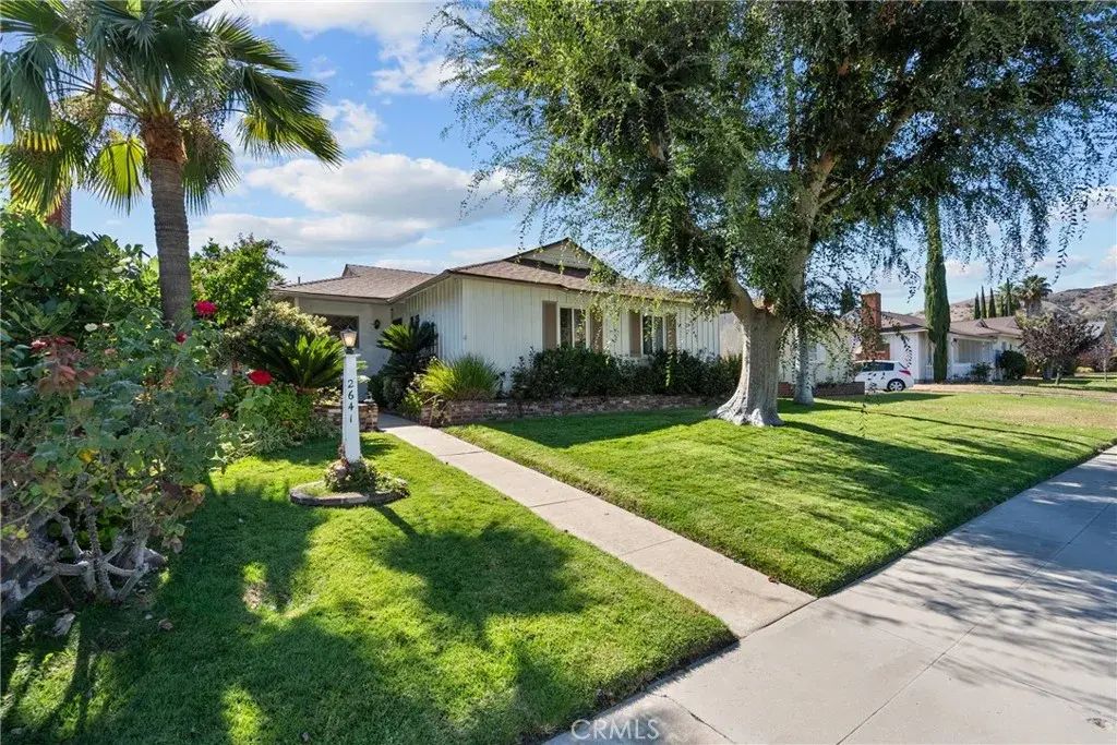 2641 N Buena Vista Street, Burbank