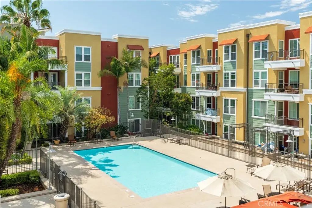 2349 Jefferson 321, Torrance