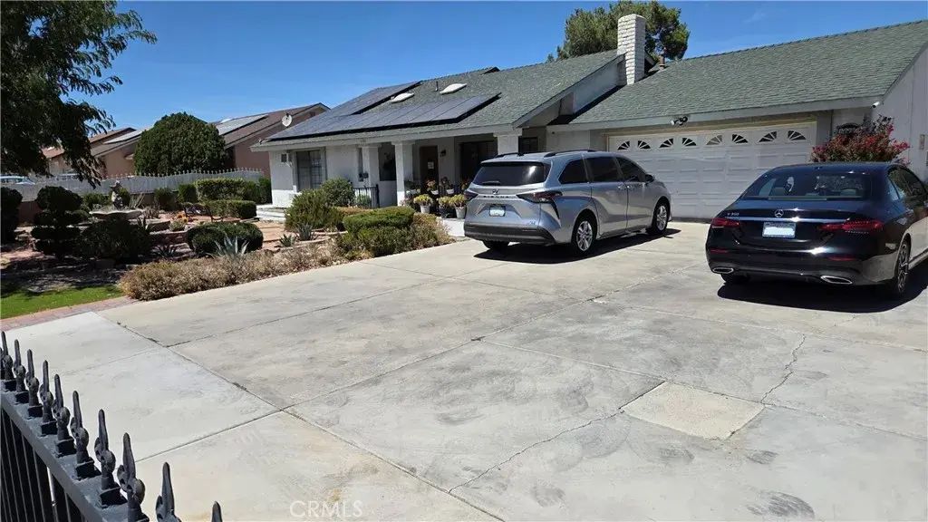 14262 La Mesa Rd, Victorville