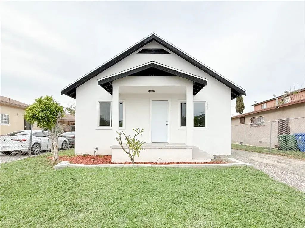 445 E 119th Street, Los Angeles
