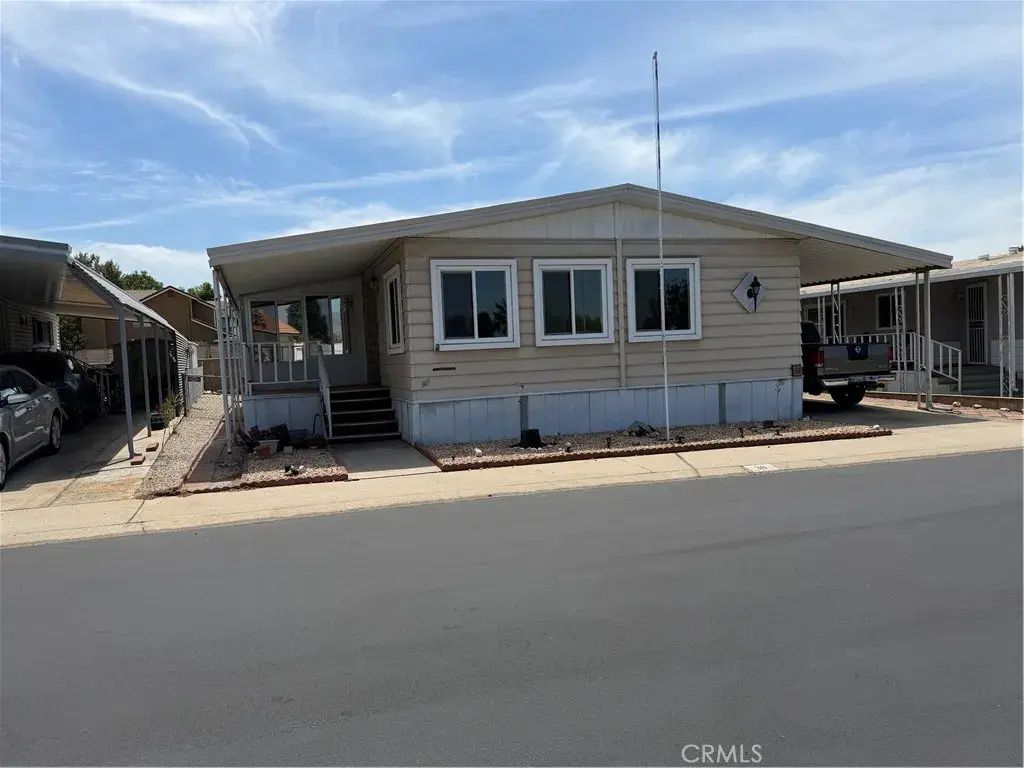 626 N Dearborn 38, Redlands